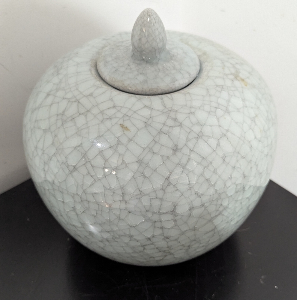 GE ware stoneware GE Kiln Crackle Glaze Porcelain Ginger Jar